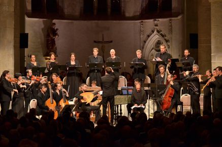 Itay Jedlin dirige son ensemble Le concert Etranger dans La Passion selon saint Marc.