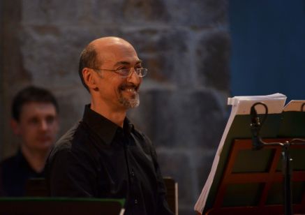 Le chef d'orchestre Alessandro De Marchi, ravi par la prestation du contre-ténor Franco Fagioli.